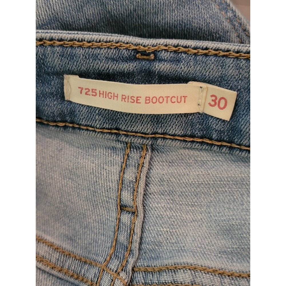 Levis Womens 725 High Rise Cut-off Denim Shorts Size 30 Blue - Picture 6 of 7